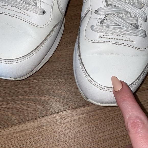 •SOLD✔️Nike Internationalist SE Sneaker - Picture 11 of 12